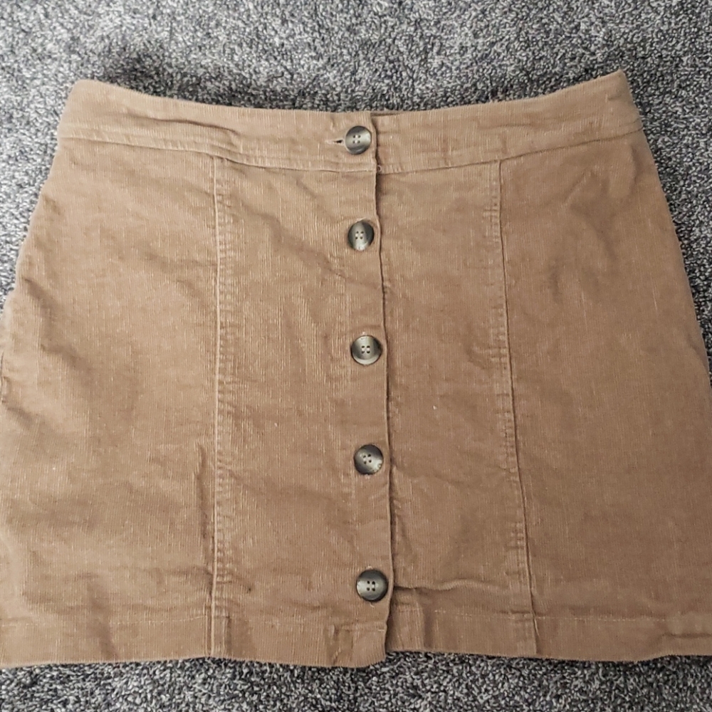 Brown skirt with buttons